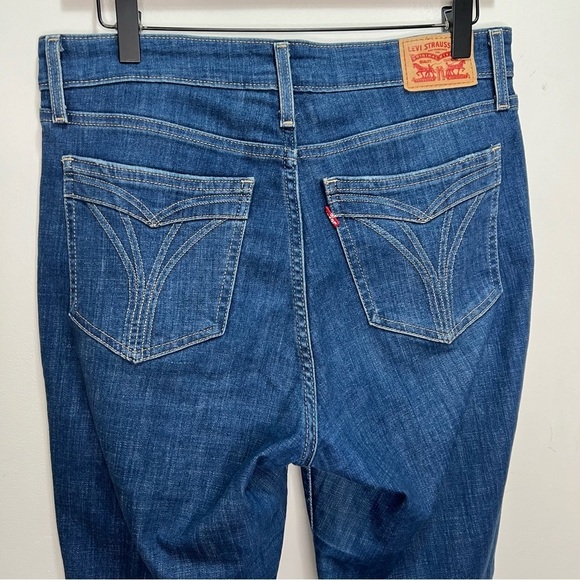 Levi's High Rise Skinny Jeans Distressed Size 31 - Picture 5 of 13